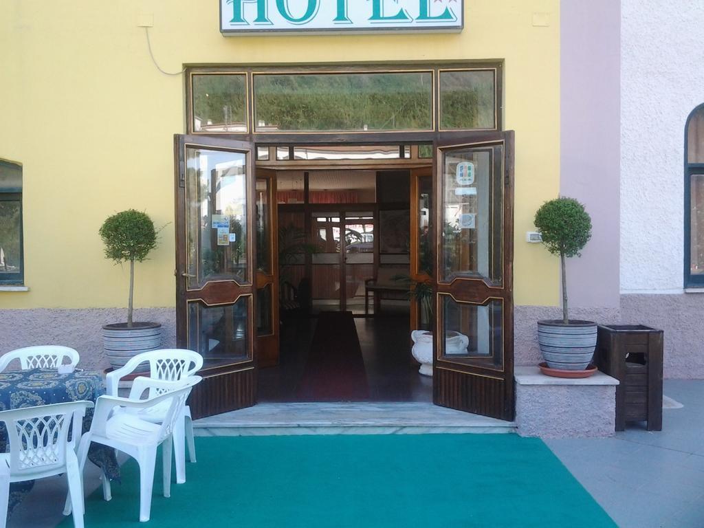 Hotel Sud Fuscaldo Bagian luar foto